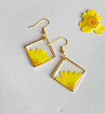 Chrysanthemum Handmade Dried Flower Resin Earrings | Floral Earrings | Real Daisy Jewelry| White | Blue | Gold | Gift for Mom | Wedding Wear