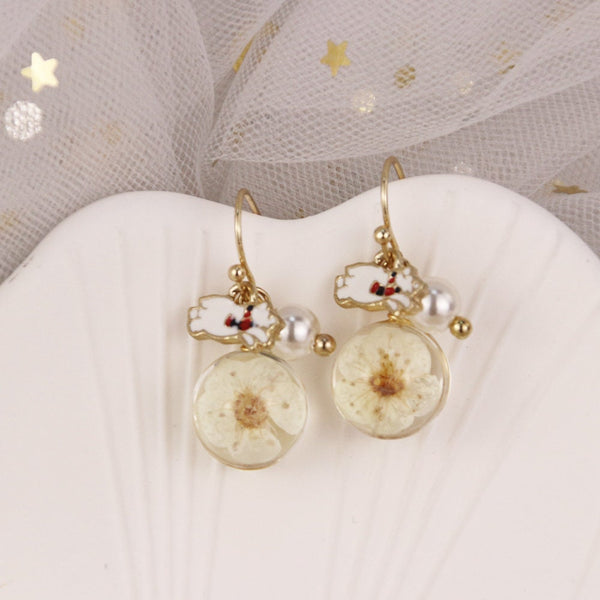 White Pressed Flower With Pearl Earrings | Dry White Flower Round Shape Earrings | Resin Floral Dangle | Real Dried Flower Drop Earrings