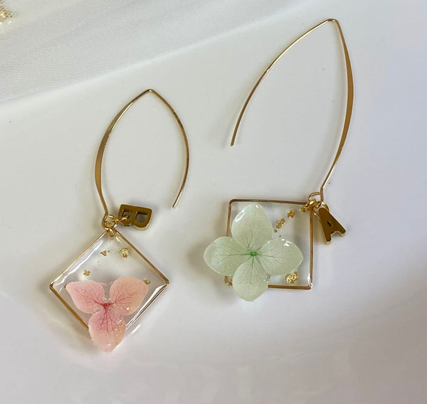 Dried Flower Handmade Resin Earrings |  Real Flower Jewelry |   Gifts For lover |  Handmade Earrings |  Holiday Gifts for Her