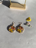 Colorful dried flower Earrings | Chrysanthemum Earrings | Mother's day | Gift for her | Japanese Earrings | Floral Earrings | Stud Earrings